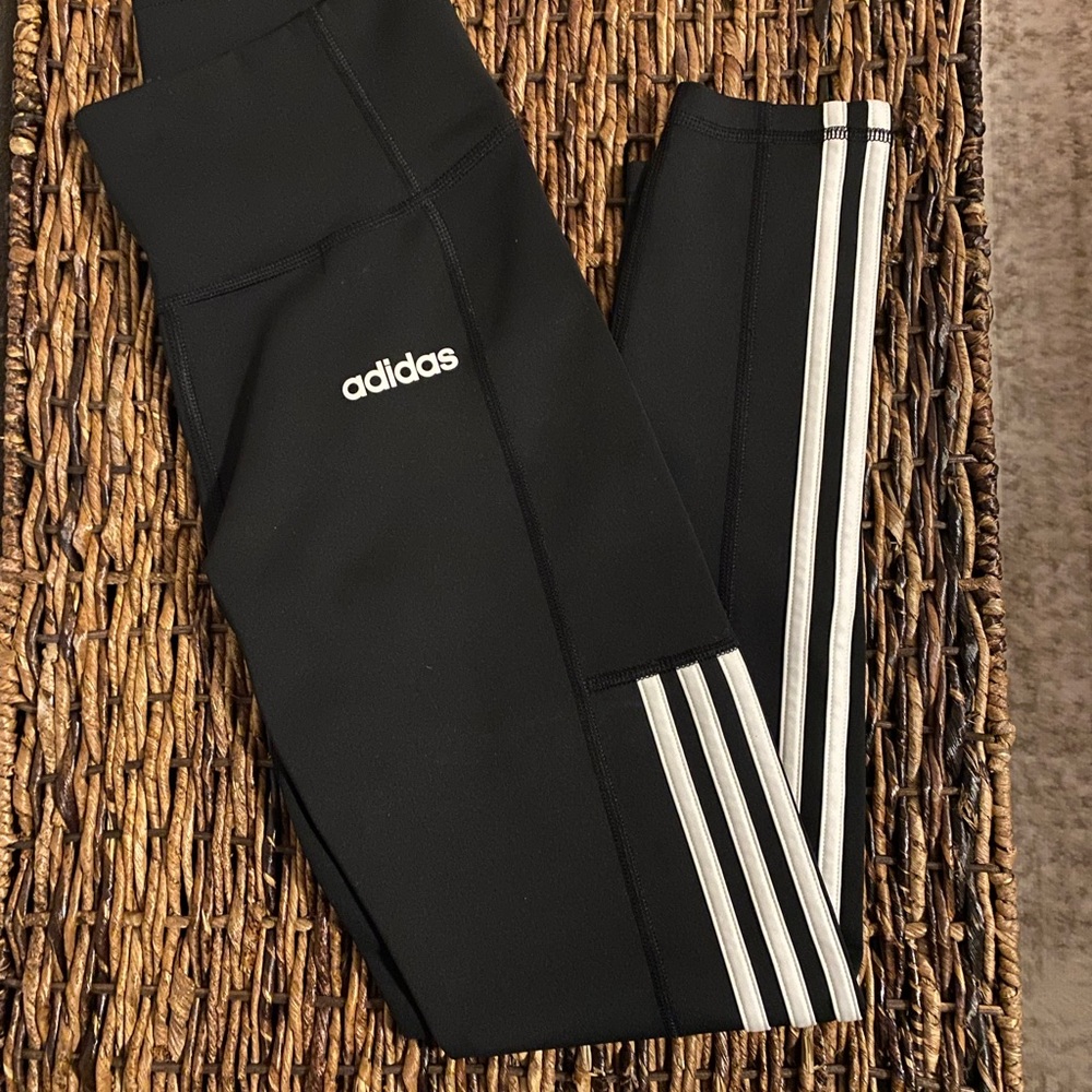 Adidas leggings